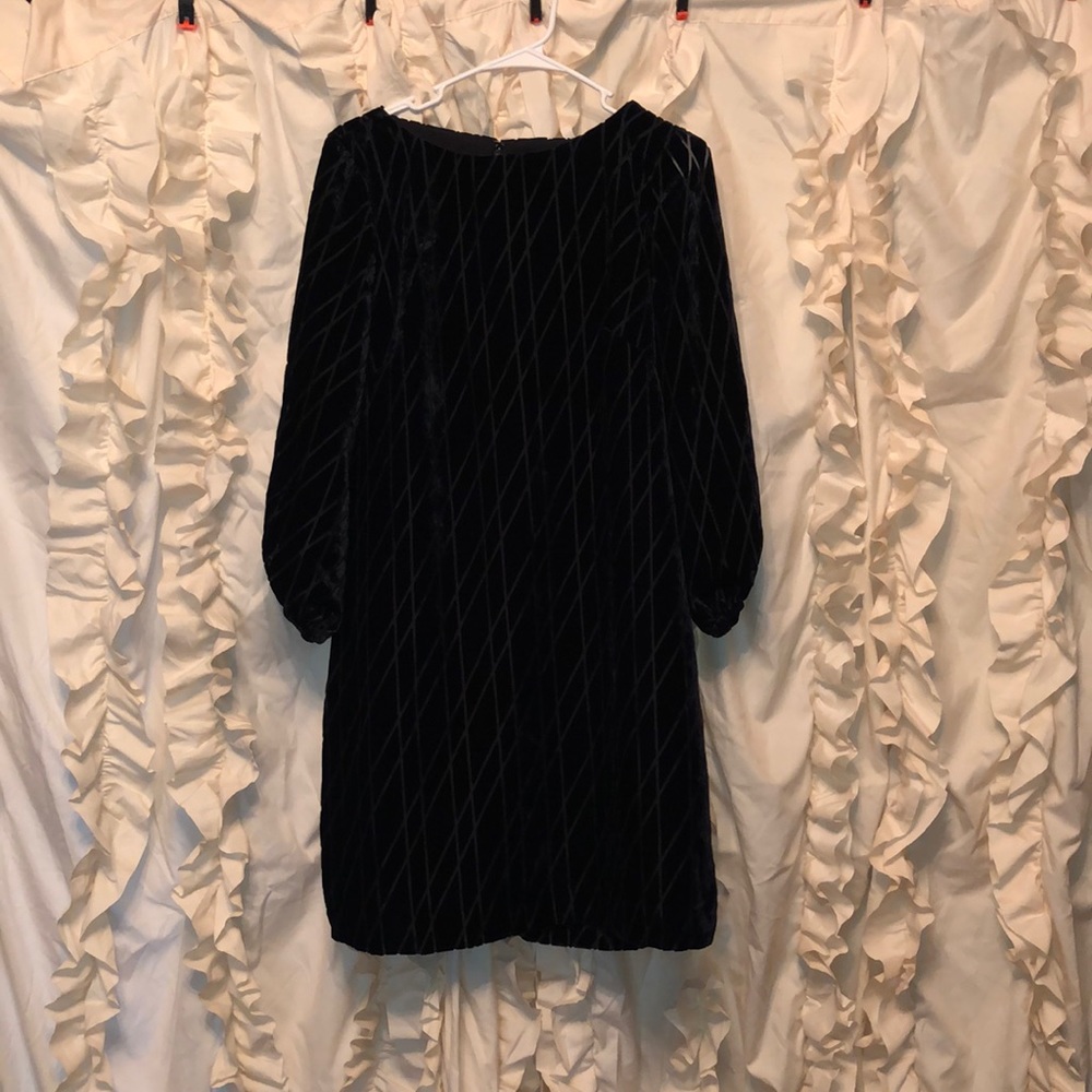 Ann Taylor Black Velvet Dress size 8 NWT